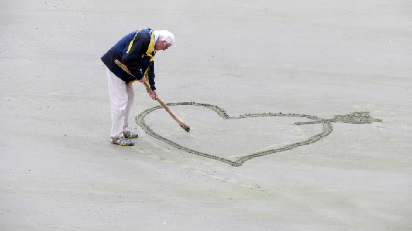 7 Creative Approaches to Dementia Care